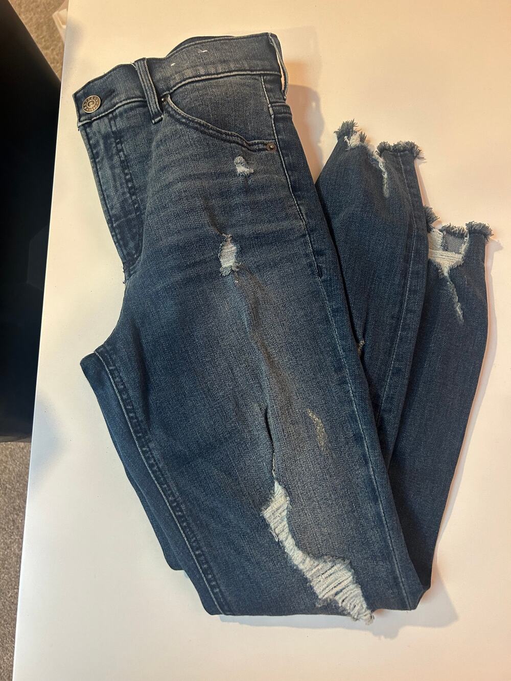 Express Ankle High Rise Jeans *Size 2 Short*